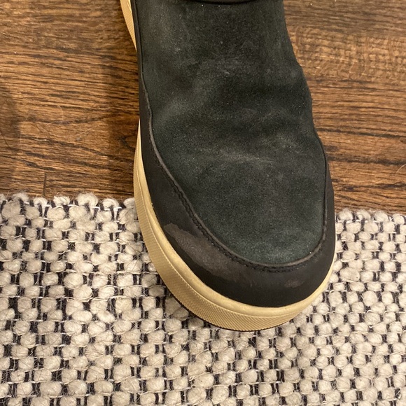 Ugg boots in very good condition. - Picture 8 of 8